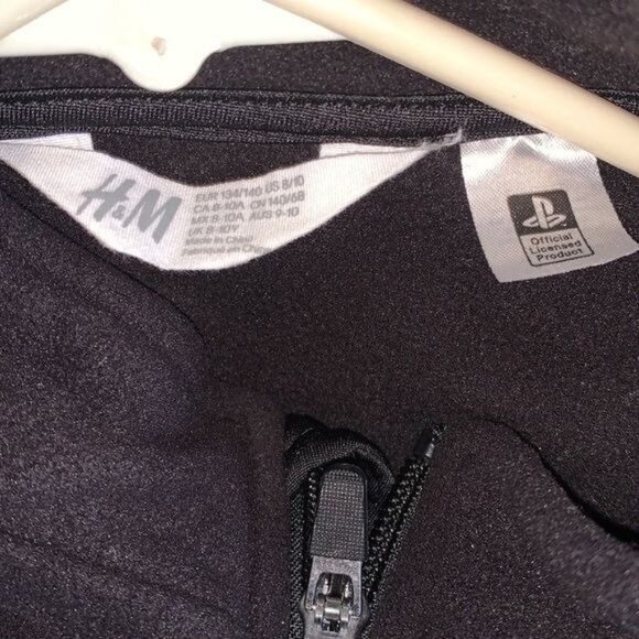 H&M PlayStation Black Full-Zip Jacket Kids 10-12 Logo Design Long Sleeve Officia - Picture 3 of 7